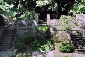 Warner-Castle-Garden